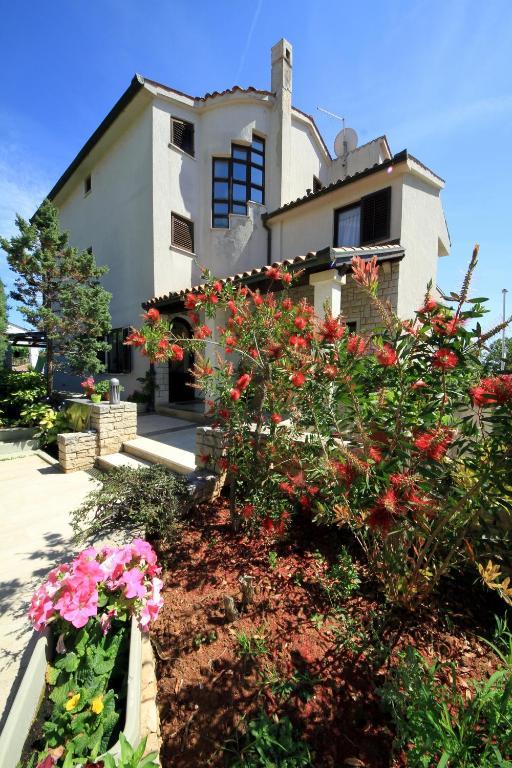 Borghese Apartman *